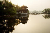 Hangzhou - Un petit coin de paradis non loin de Shanghai o les Chinois ont l'habitude de se rfugier  leurs heures perdues