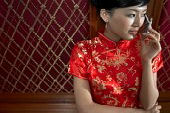 Femme chinoise qui tlphone