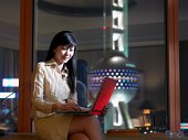 Vous cherchez un interprète français chinois ? mkt-china offre des services d'interprétation et d'accompagnement tout au long de votre voyage d'affaires en Chine.